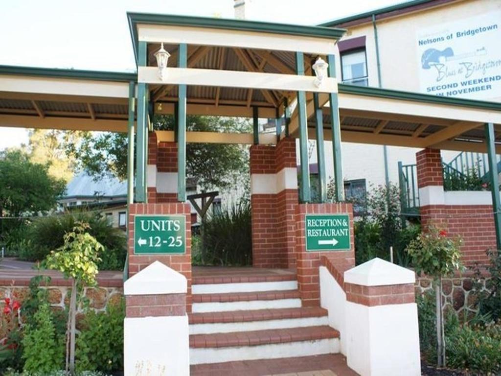 Nelsons Of Bridgetown Hotel Eksteriør billede